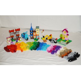 10698 LEGO® Nagy méretű kreatív építőkészlet 790 alkatrésszel ( használt )